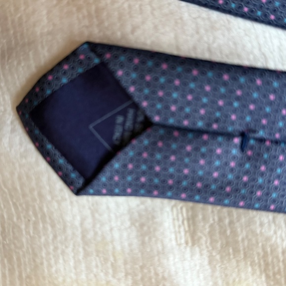 Brioni - Picture 4 of 6